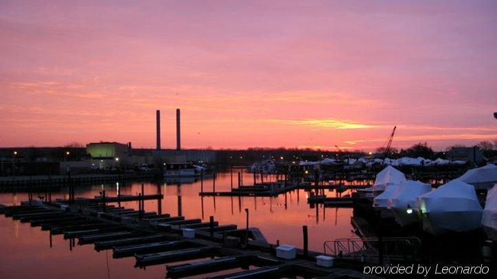 The Freeport Inn And Marina Экстерьер фото